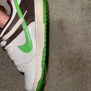 Nike Low Dunk Birch Green Bean US W7.5